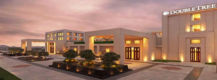 DoubleTree by Hilton Hotel - Agra 01.jpg